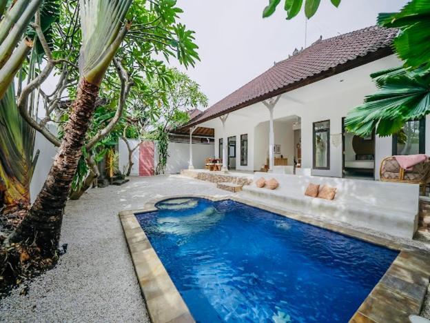 Villa Dadirri - In The Heart Of Seminyak - Walking Distance From Restaurants, Bars And Beach - Perfect Location Seminyak (Bali) Exterior photo